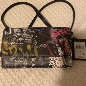 DKNY CROSSBODY WALLET